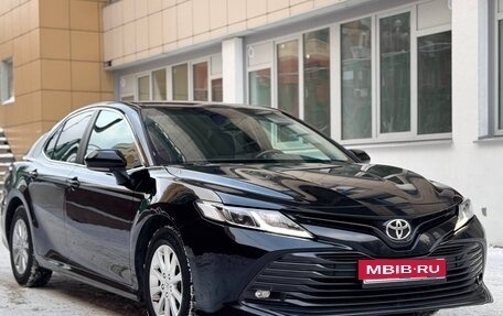 Toyota Camry, 2020 год, 2 370 000 рублей, 1 фотография