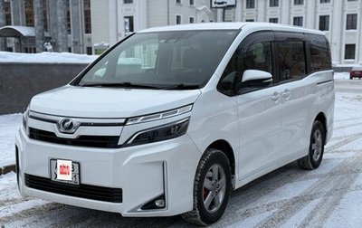Toyota Voxy III, 2018 год, 2 350 000 рублей, 1 фотография