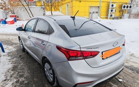 Hyundai Solaris II рестайлинг, 2018 год, 1 690 000 рублей, 1 фотография