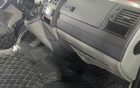 Volkswagen Transporter T5 рестайлинг, 2003 год, 1 600 000 рублей, 10 фотография