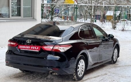 Toyota Camry, 2020 год, 2 370 000 рублей, 2 фотография
