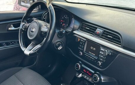 KIA Rio IV, 2018 год, 1 090 000 рублей, 5 фотография