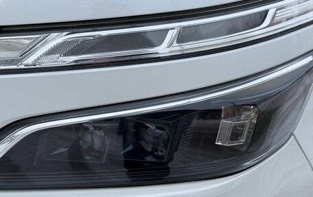 Toyota Voxy III, 2018 год, 2 350 000 рублей, 7 фотография