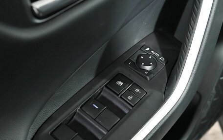 Toyota RAV4, 2025 год, 4 225 000 рублей, 18 фотография