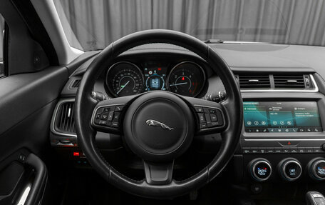 Jaguar E-Pace, 2018 год, 2 580 000 рублей, 12 фотография