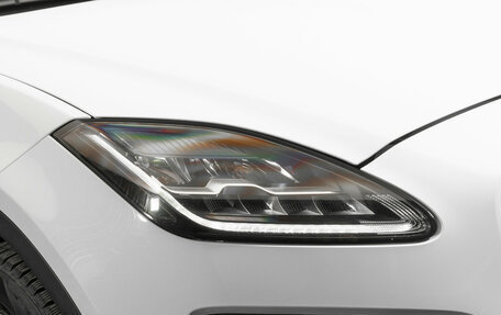 Jaguar E-Pace, 2018 год, 2 580 000 рублей, 29 фотография