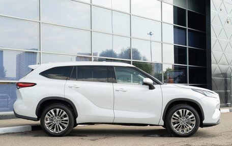 Toyota Highlander, 2025 год, 6 190 000 рублей, 8 фотография