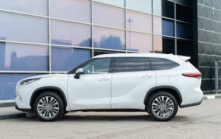 Toyota Highlander, 2025 год, 6 190 000 рублей, 35 фотография