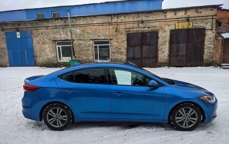 Hyundai Elantra VI рестайлинг, 2017 год, 1 300 000 рублей, 3 фотография