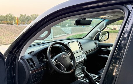 Toyota Land Cruiser 200, 2015 год, 5 500 000 рублей, 22 фотография