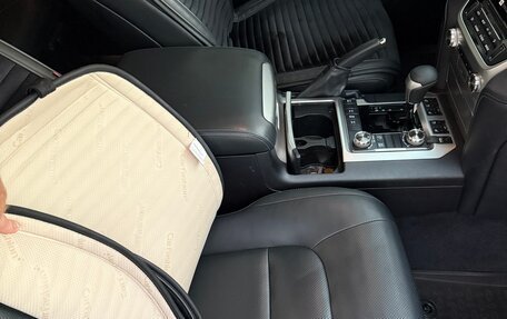 Toyota Land Cruiser 200, 2015 год, 5 500 000 рублей, 29 фотография