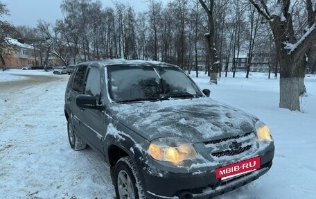 Chevrolet Niva I рестайлинг, 2013 год, 385 000 рублей, 2 фотография