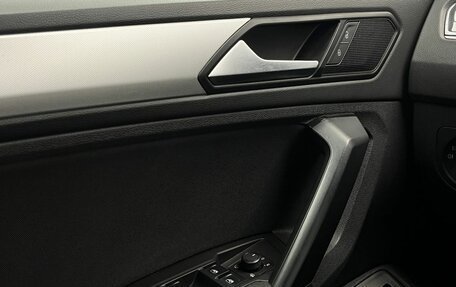 Volkswagen Tiguan II, 2020 год, 2 750 000 рублей, 18 фотография