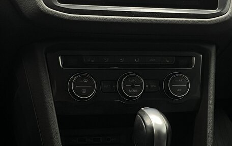 Volkswagen Tiguan II, 2020 год, 2 750 000 рублей, 22 фотография