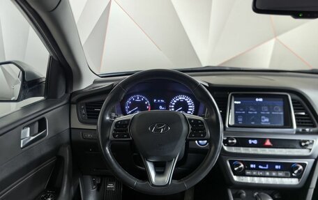 Hyundai Sonata VII, 2019 год, 1 899 000 рублей, 20 фотография