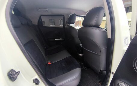 Nissan Juke II, 2013 год, 810 000 рублей, 23 фотография