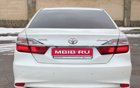 Toyota Camry, 2016 год, 2 140 000 рублей, 10 фотография