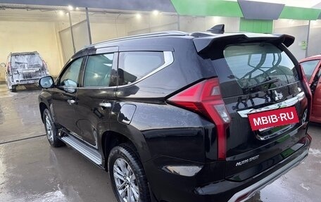 Mitsubishi Pajero Sport III рестайлинг, 2021 год, 3 450 000 рублей, 4 фотография