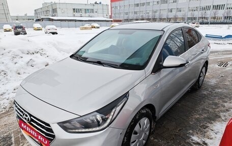 Hyundai Solaris II рестайлинг, 2018 год, 1 690 000 рублей, 5 фотография