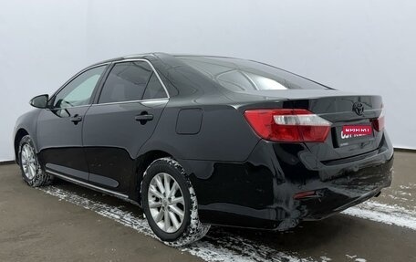 Toyota Camry, 2013 год, 1 390 000 рублей, 2 фотография
