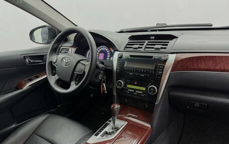 Toyota Camry, 2013 год, 1 390 000 рублей, 14 фотография