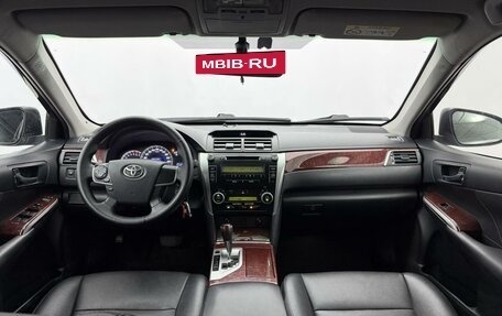 Toyota Camry, 2013 год, 1 390 000 рублей, 8 фотография