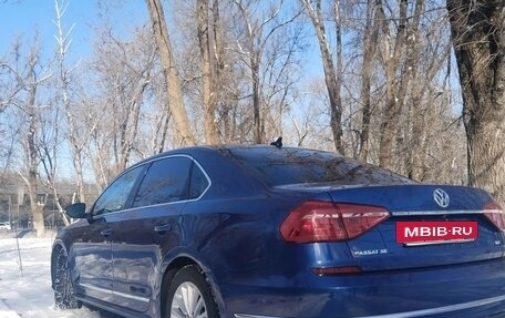 Volkswagen Passat B8 рестайлинг, 2015 год, 1 800 000 рублей, 2 фотография