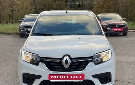 Renault Sandero II рестайлинг, 2019 год, 865 000 рублей, 2 фотография