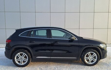 Mercedes-Benz GLA, 2021 год, 3 150 000 рублей, 6 фотография