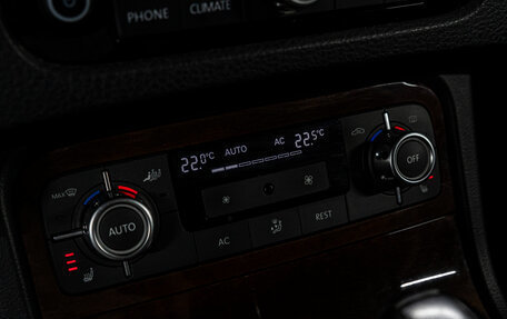 Volkswagen Touareg III, 2010 год, 2 299 000 рублей, 27 фотография