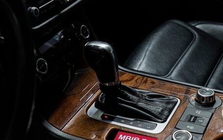 Volkswagen Touareg III, 2010 год, 2 299 000 рублей, 29 фотография