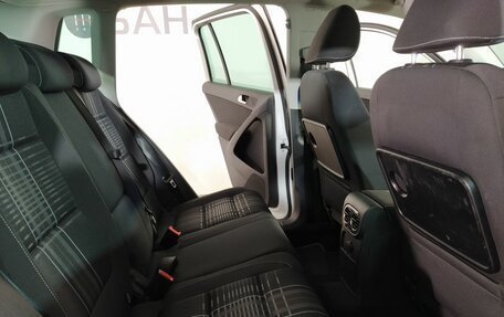 Volkswagen Tiguan I, 2015 год, 1 799 000 рублей, 15 фотография