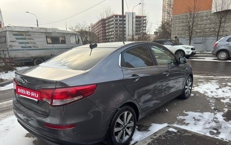 KIA Rio III рестайлинг, 2017 год, 860 000 рублей, 5 фотография