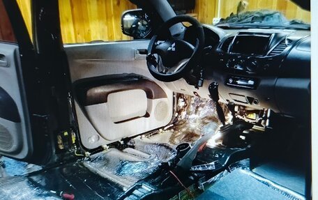 Mitsubishi L200 IV рестайлинг, 2007 год, 1 100 000 рублей, 7 фотография