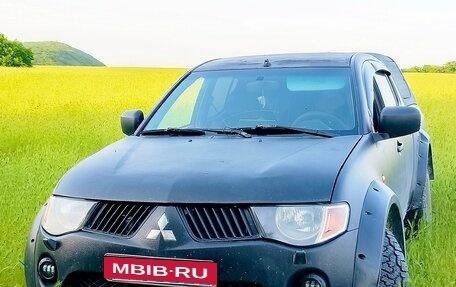 Mitsubishi L200 IV рестайлинг, 2007 год, 1 100 000 рублей, 2 фотография