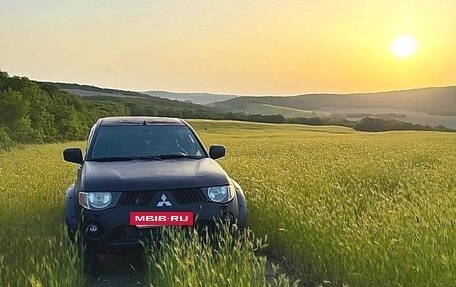 Mitsubishi L200 IV рестайлинг, 2007 год, 1 100 000 рублей, 5 фотография