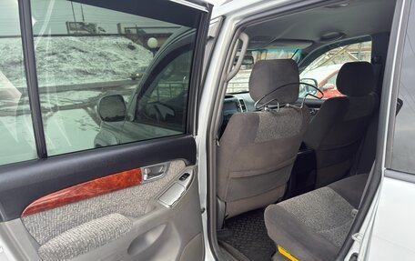 Toyota Land Cruiser Prado 120 рестайлинг, 2008 год, 2 380 000 рублей, 11 фотография