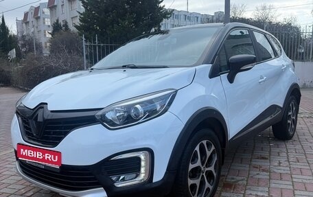 Renault Kaptur I рестайлинг, 2017 год, 1 350 000 рублей, 1 фотография