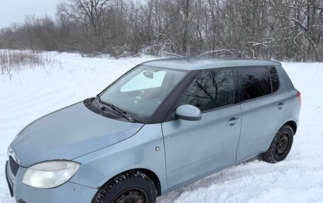 Skoda Fabia II, 2010 год, 450 000 рублей, 1 фотография