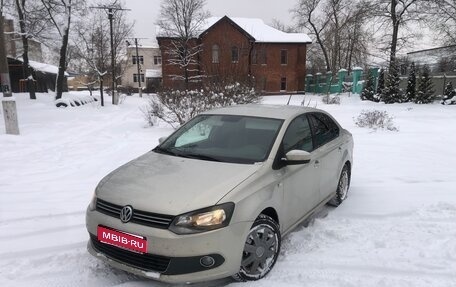 Volkswagen Polo VI (EU Market), 2013 год, 680 000 рублей, 1 фотография