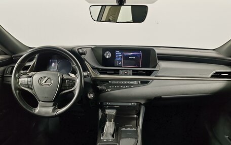 Lexus ES VII, 2018 год, 3 299 000 рублей, 14 фотография