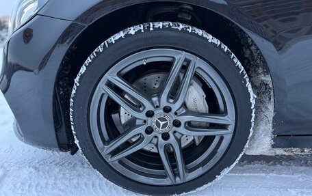 Mercedes-Benz E-Класс, 2019 год, 2 950 000 рублей, 14 фотография