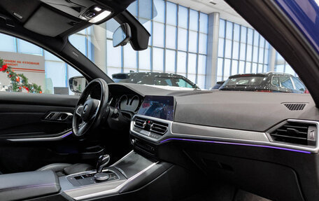 BMW 3 серия, 2019 год, 3 570 000 рублей, 11 фотография