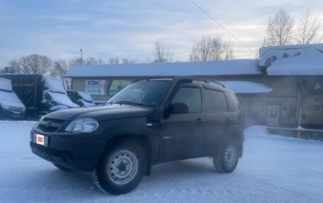 Chevrolet Niva I рестайлинг, 2016 год, 710 000 рублей, 2 фотография