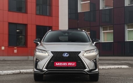 Lexus RX IV рестайлинг, 2019 год, 5 400 000 рублей, 2 фотография