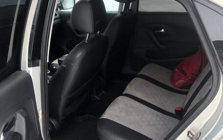 Volkswagen Polo VI (EU Market), 2013 год, 680 000 рублей, 11 фотография