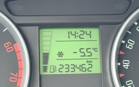 Skoda Fabia II, 2010 год, 450 000 рублей, 2 фотография