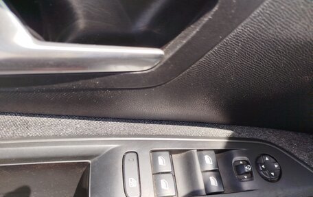 Peugeot 3008 II, 2018 год, 1 770 000 рублей, 6 фотография