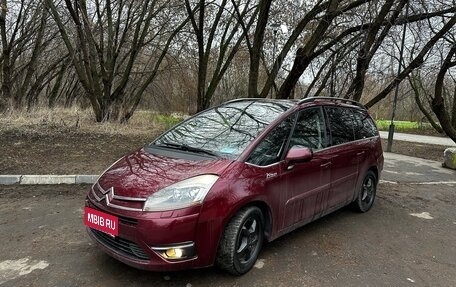 Citroen C4 Picasso II рестайлинг, 2007 год, 680 000 рублей, 1 фотография