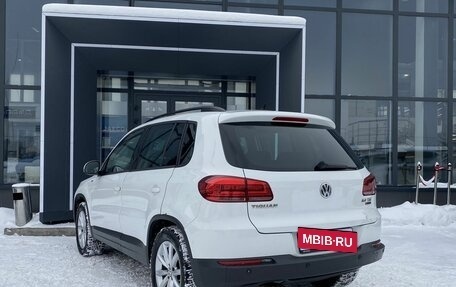 Volkswagen Tiguan I, 2016 год, 1 949 000 рублей, 6 фотография